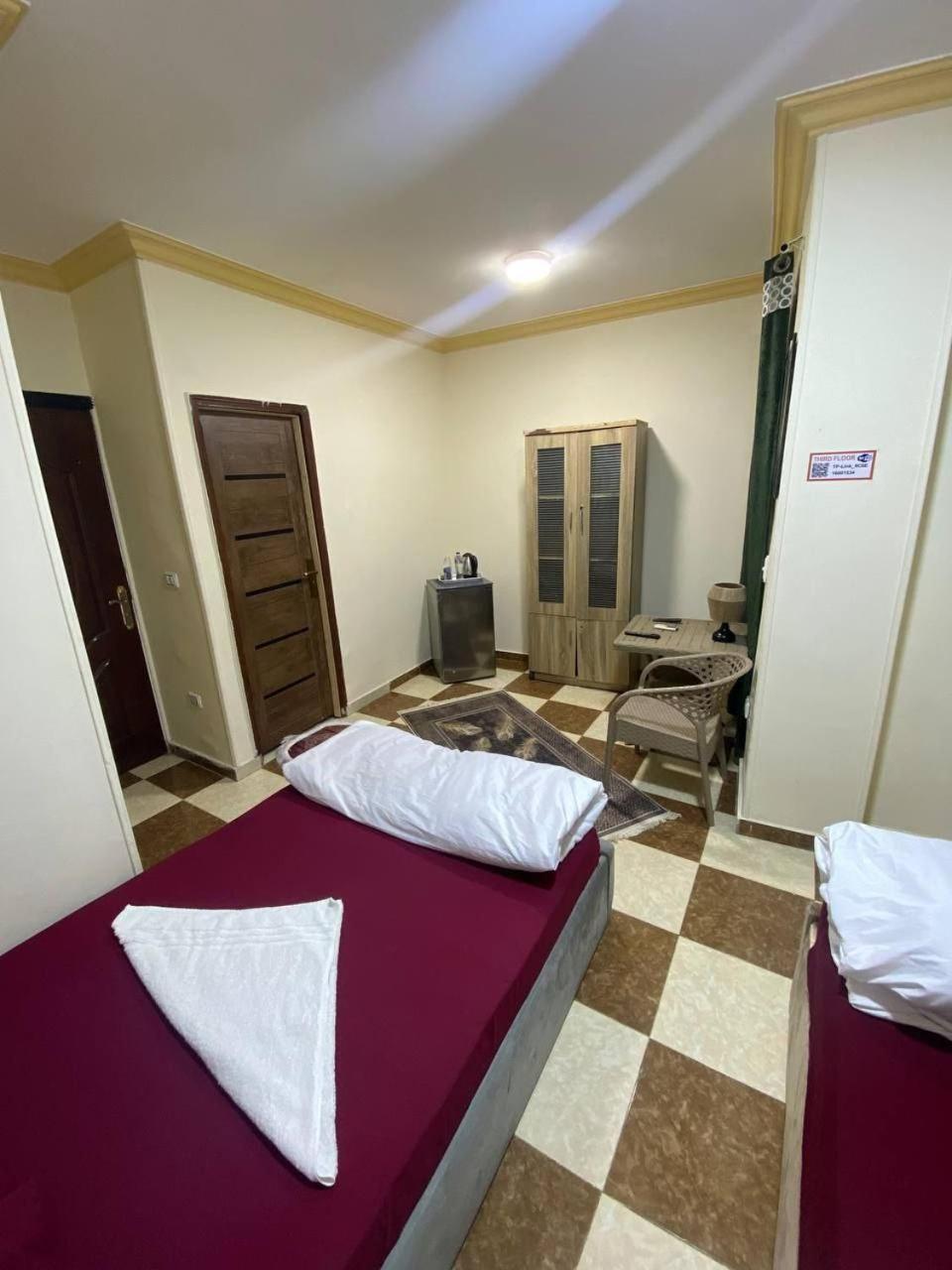 Pyramid Stars Inn Nazlet el-Sîsi Exterior foto