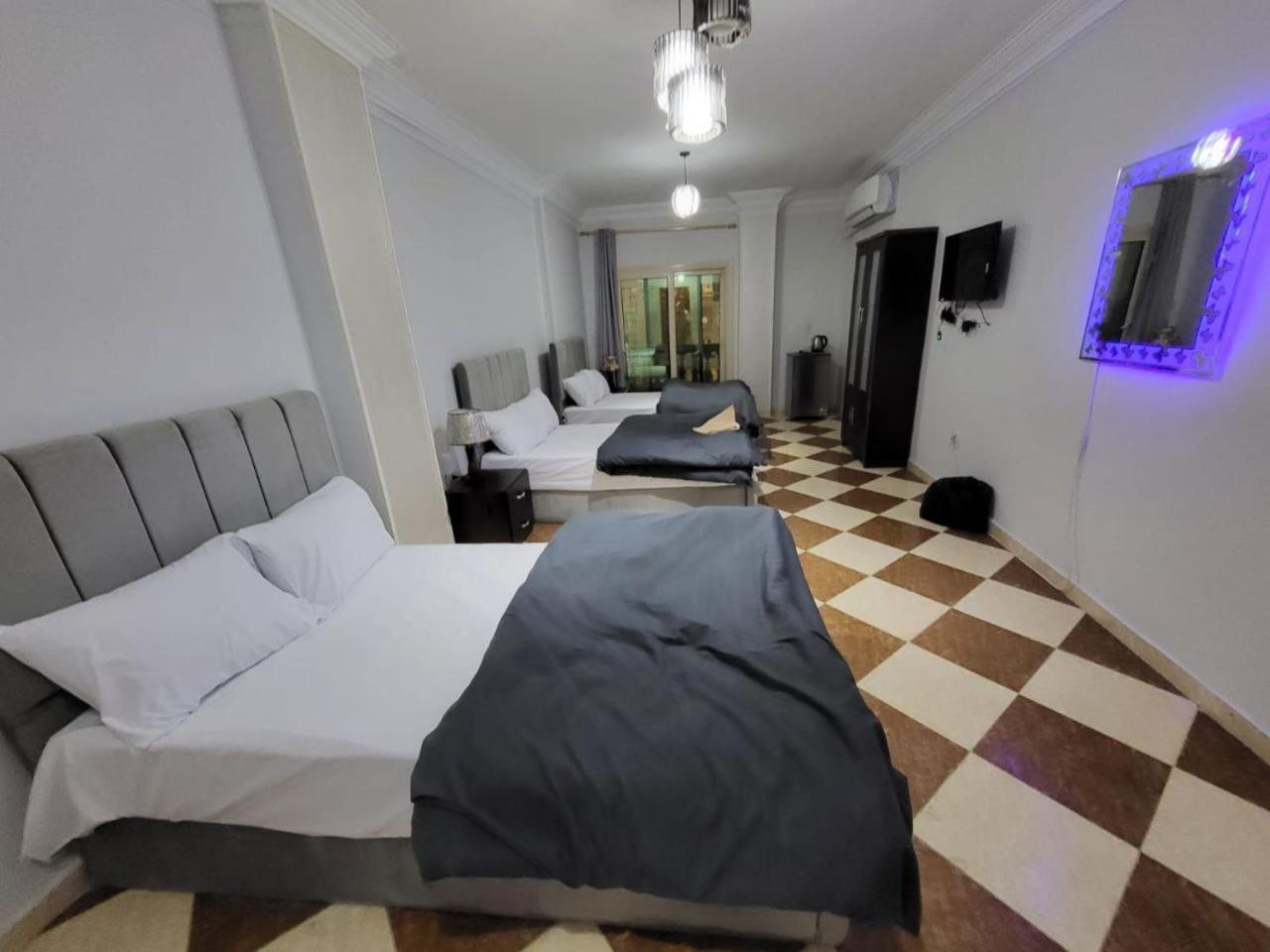 Pyramid Stars Inn Nazlet el-Sîsi Exterior foto