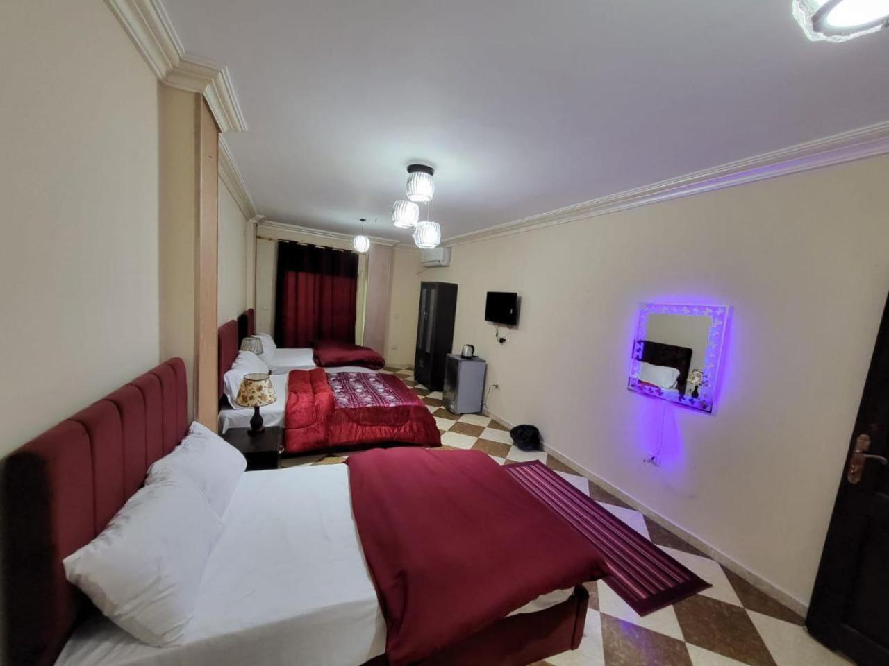 Pyramid Stars Inn Nazlet el-Sîsi Exterior foto
